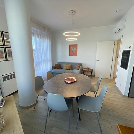 Caprice 2.0 Apartment Peschiera del Garda Ngoại thất bức ảnh
