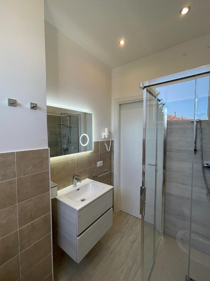 Caprice 2.0 Apartment Peschiera del Garda Ngoại thất bức ảnh