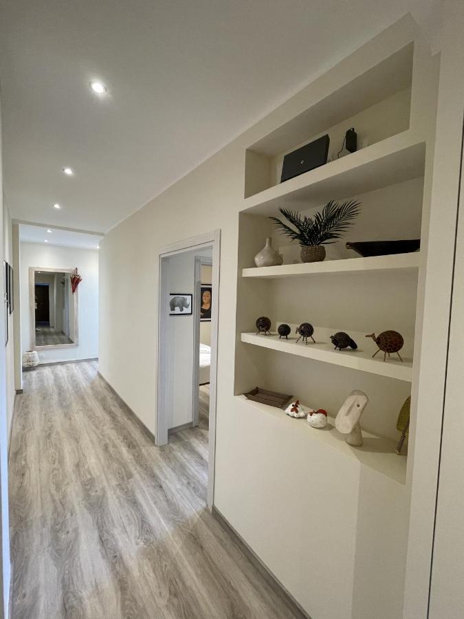 Caprice 2.0 Apartment Peschiera del Garda Ngoại thất bức ảnh